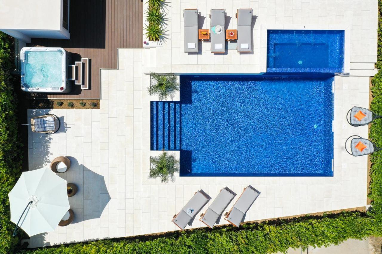 Villa Pino With Pool, Sauna & Jacuzzi Petrčane Exterior foto